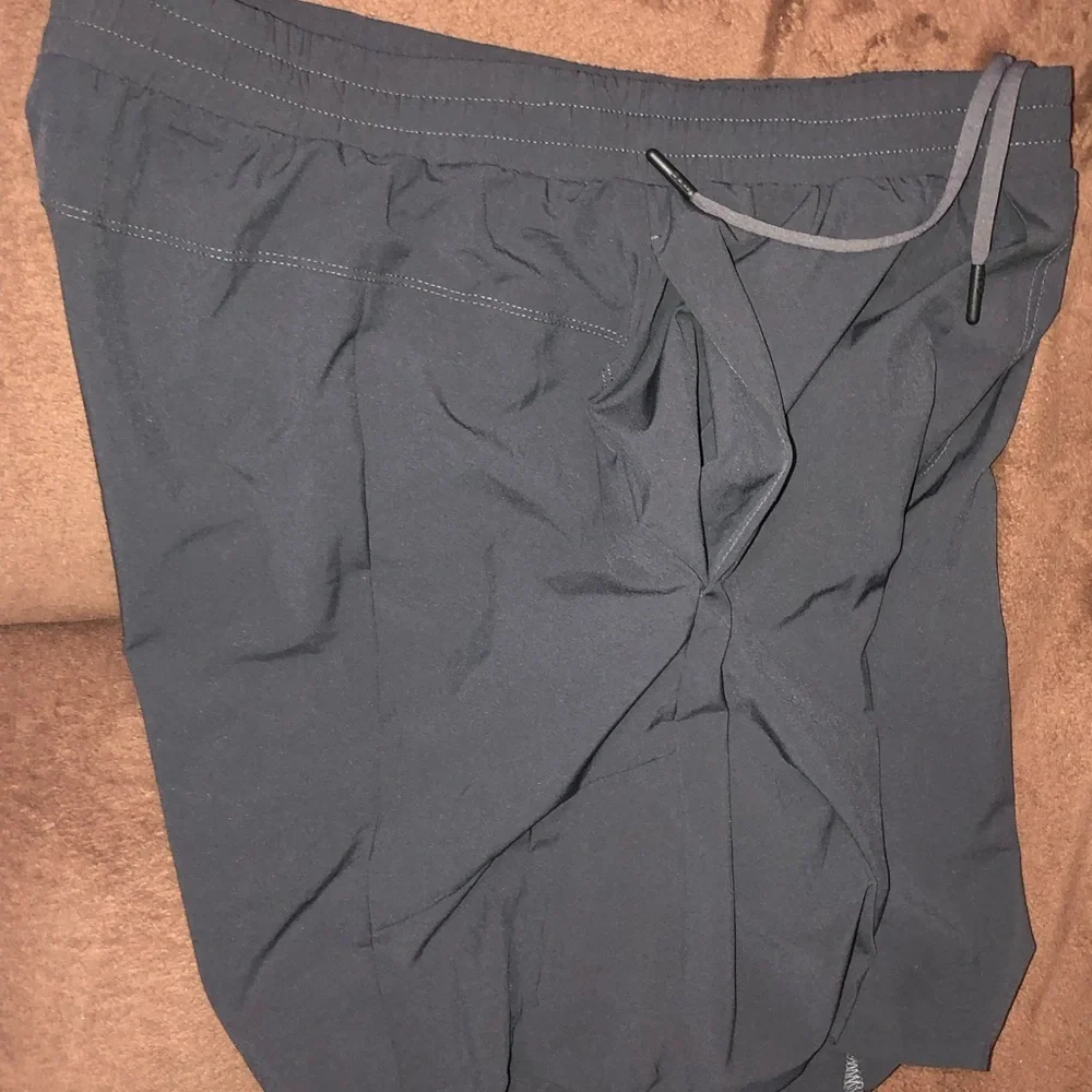 MPG Shorts I Men’s I Dark Gray